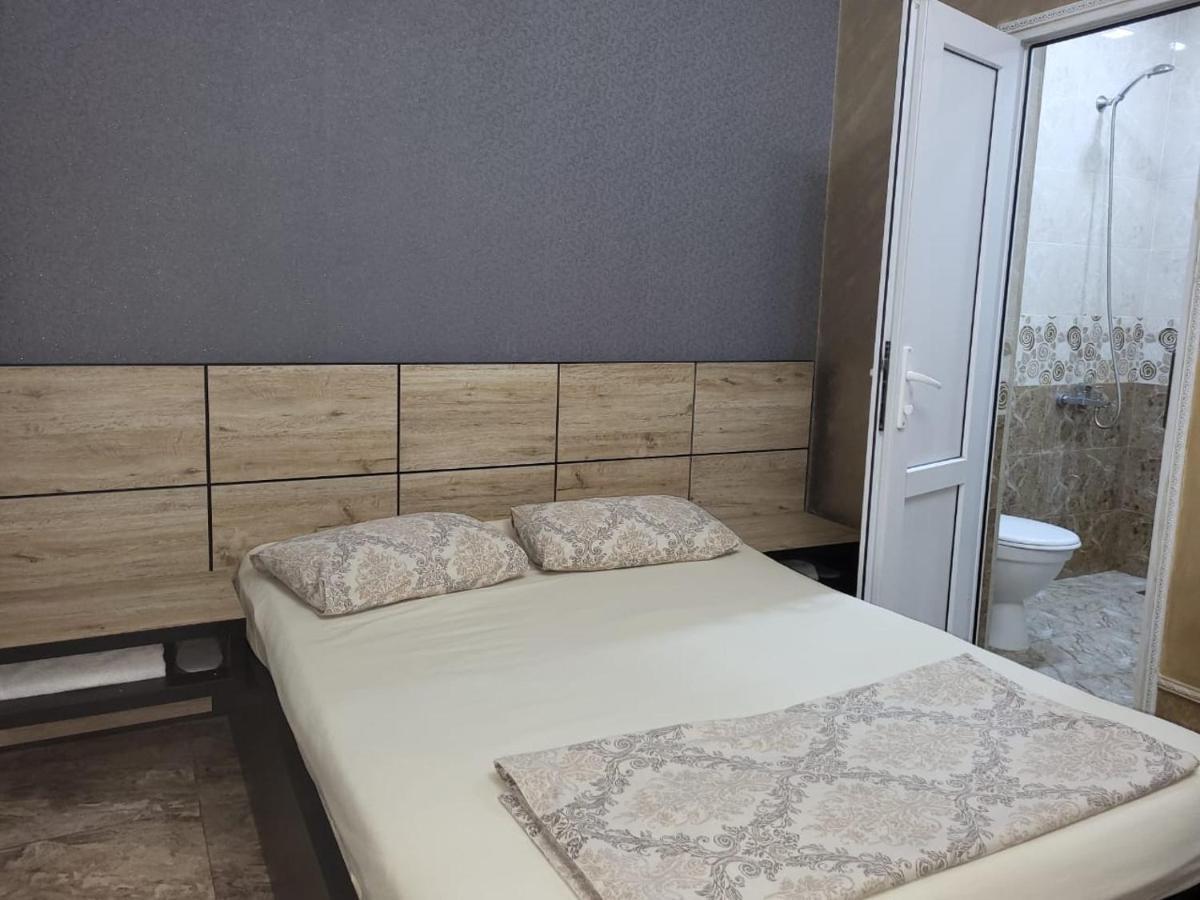 Ralina Restaurant And Hotel Davalinskiy Tsemzavod Екстериор снимка