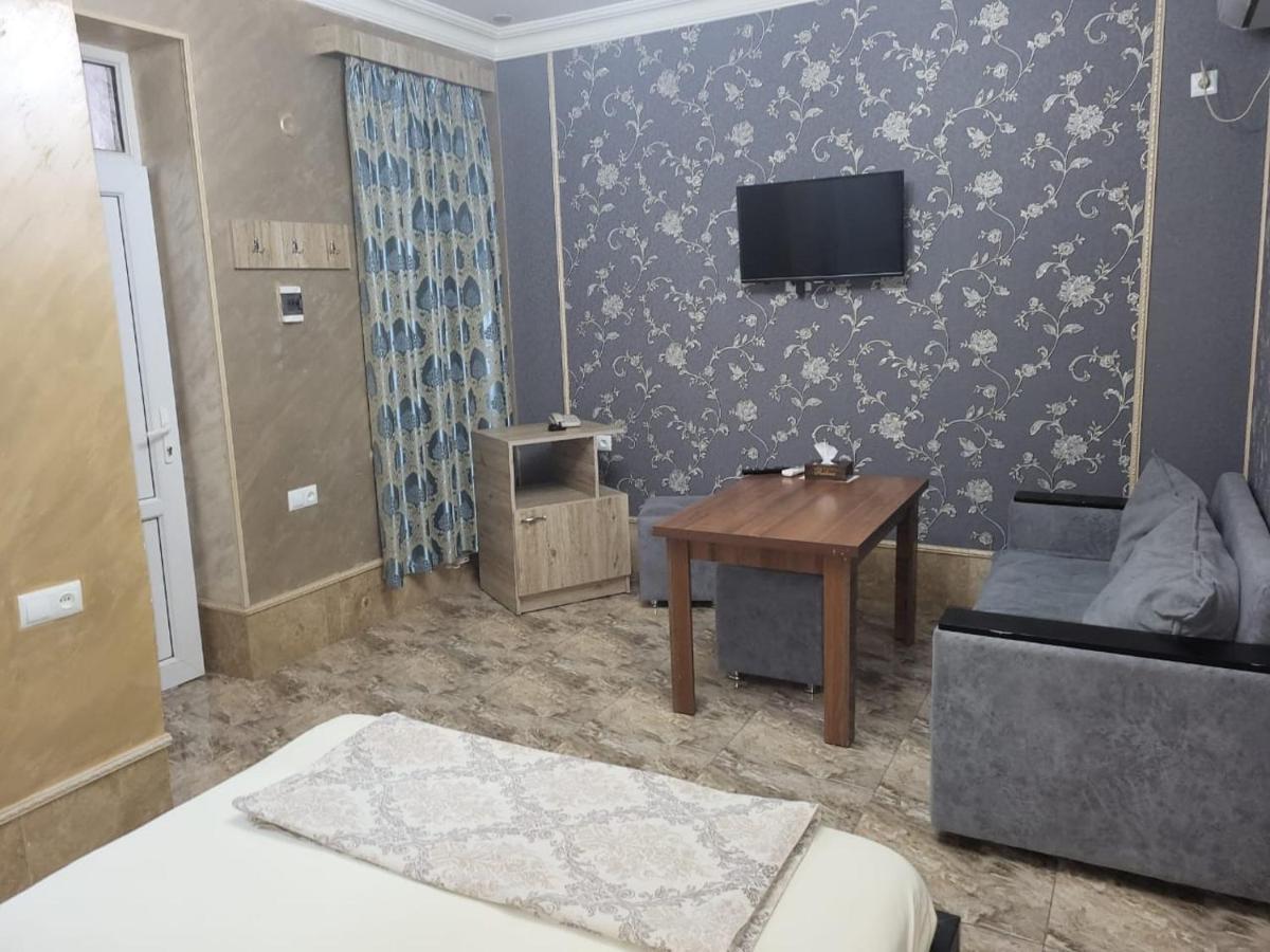 Ralina Restaurant And Hotel Davalinskiy Tsemzavod Екстериор снимка