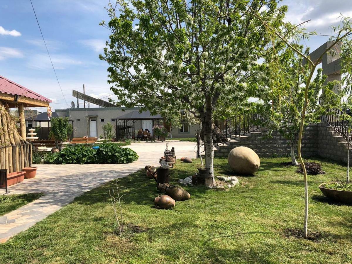 Ralina Restaurant And Hotel Davalinskiy Tsemzavod Екстериор снимка