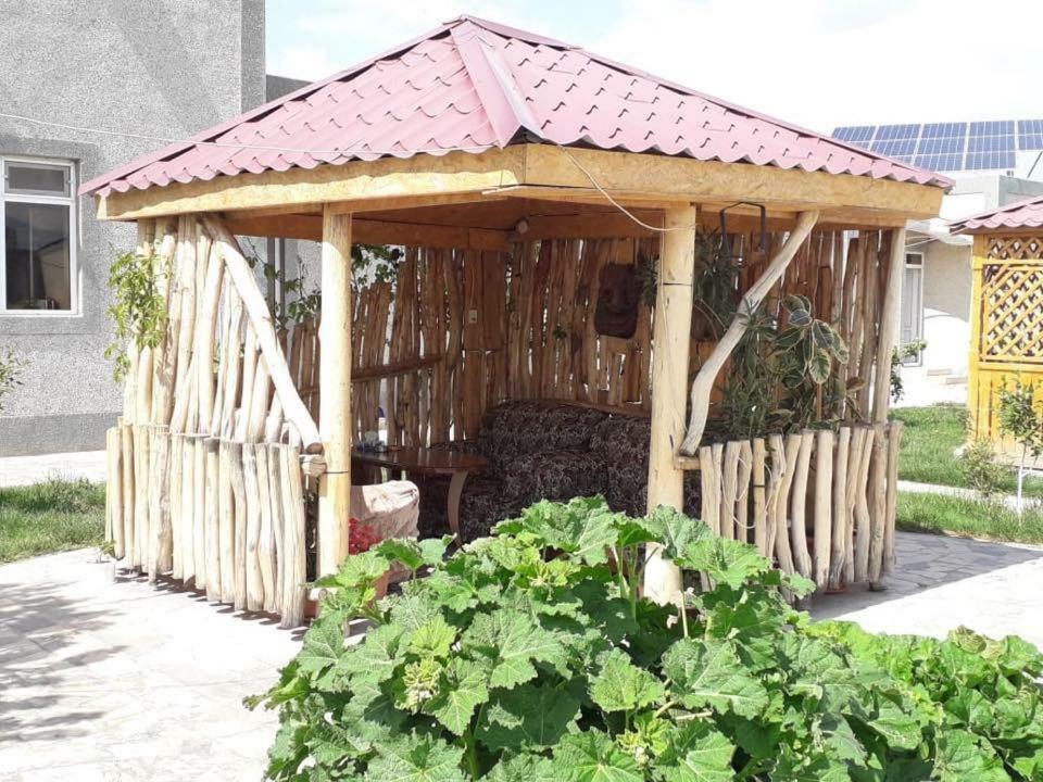 Ralina Restaurant And Hotel Davalinskiy Tsemzavod Екстериор снимка