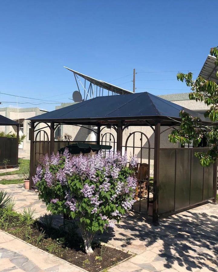 Ralina Restaurant And Hotel Davalinskiy Tsemzavod Екстериор снимка